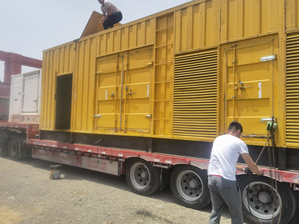 万年发电机出租100KW发电机需要什么规格的电缆线？