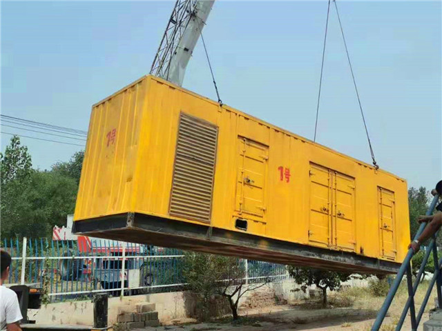 万年300KW柴油发电机组油耗是多少？