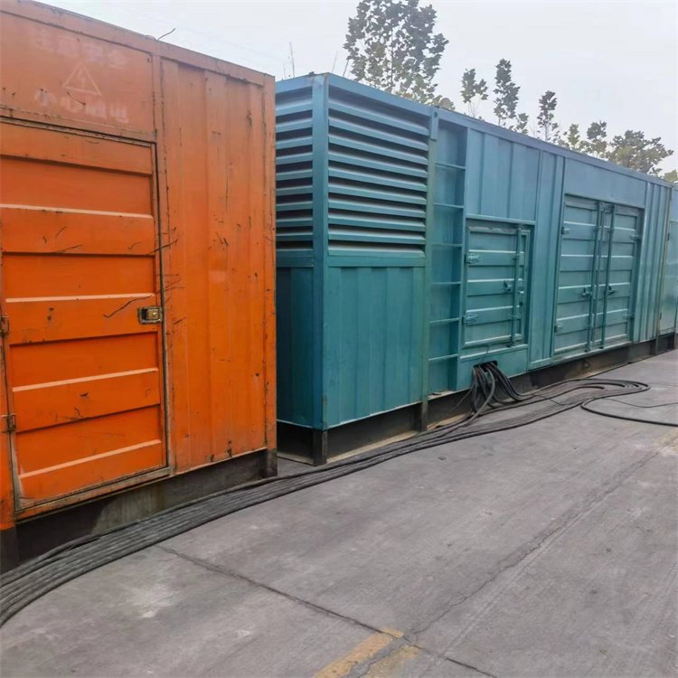 万年如何选择适合 600kW 柴油发电机组的热继电器?
